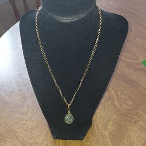 Elegant Gold Necklace with Gray Pendant